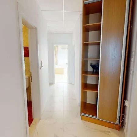 Apartment Beachfront 2 Bedroom In Privilege Noks *