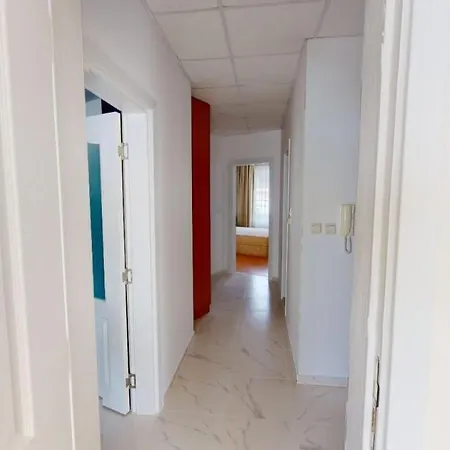 Beachfront 2 Bedroom In Privilege Noks Elenite