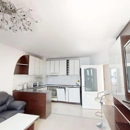 Apartment Beachfront 2 Bedroom In Privilege Noks